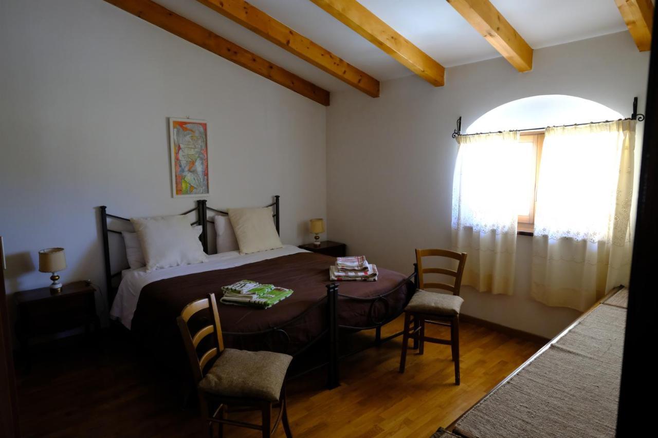 Casa Vacanze Campo D'Arco نوسيرا أومبرا المظهر الخارجي الصورة